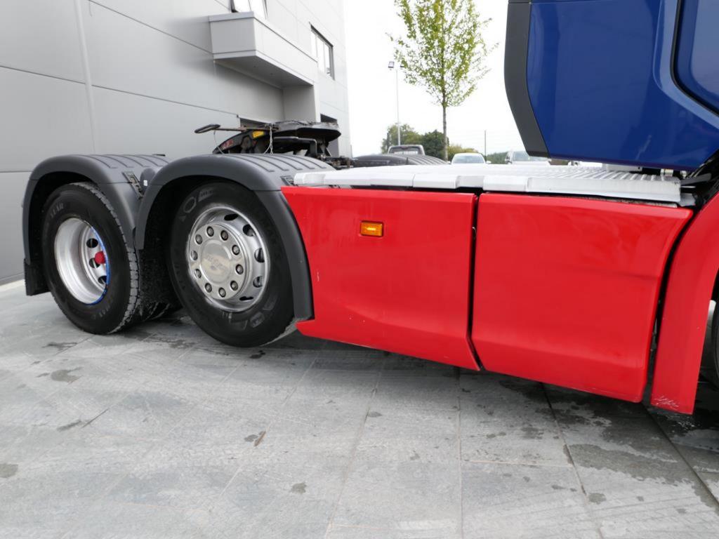 NR Trucks
