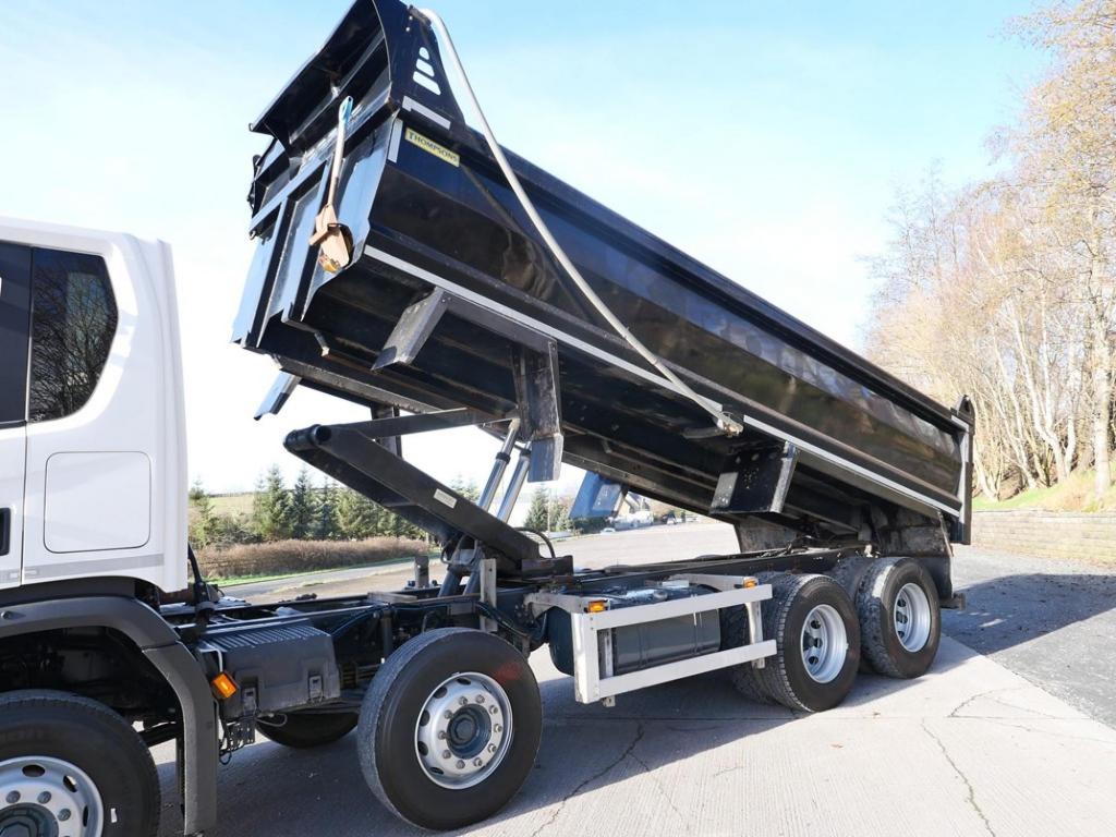 NR Trucks