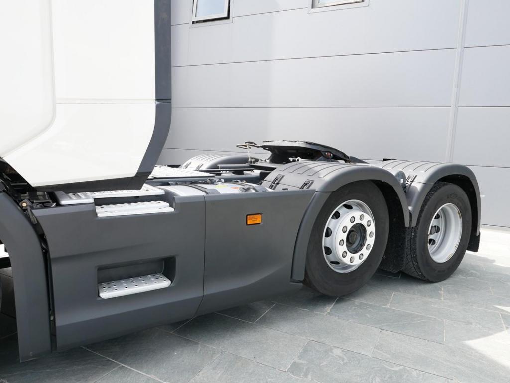 NR Trucks