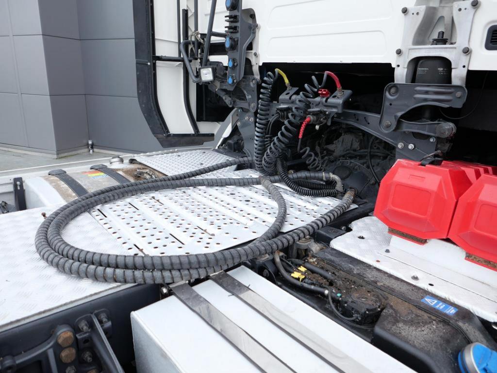 NR Trucks