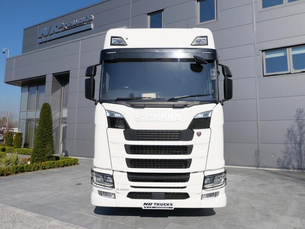 NR Trucks
