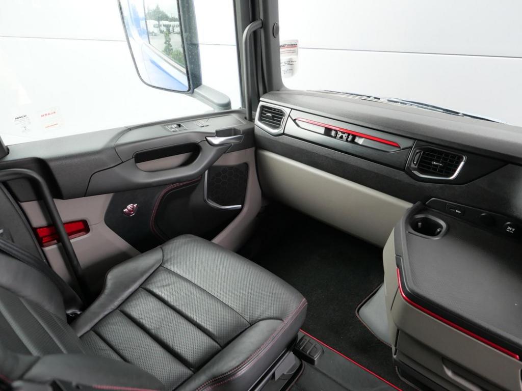 NR Trucks