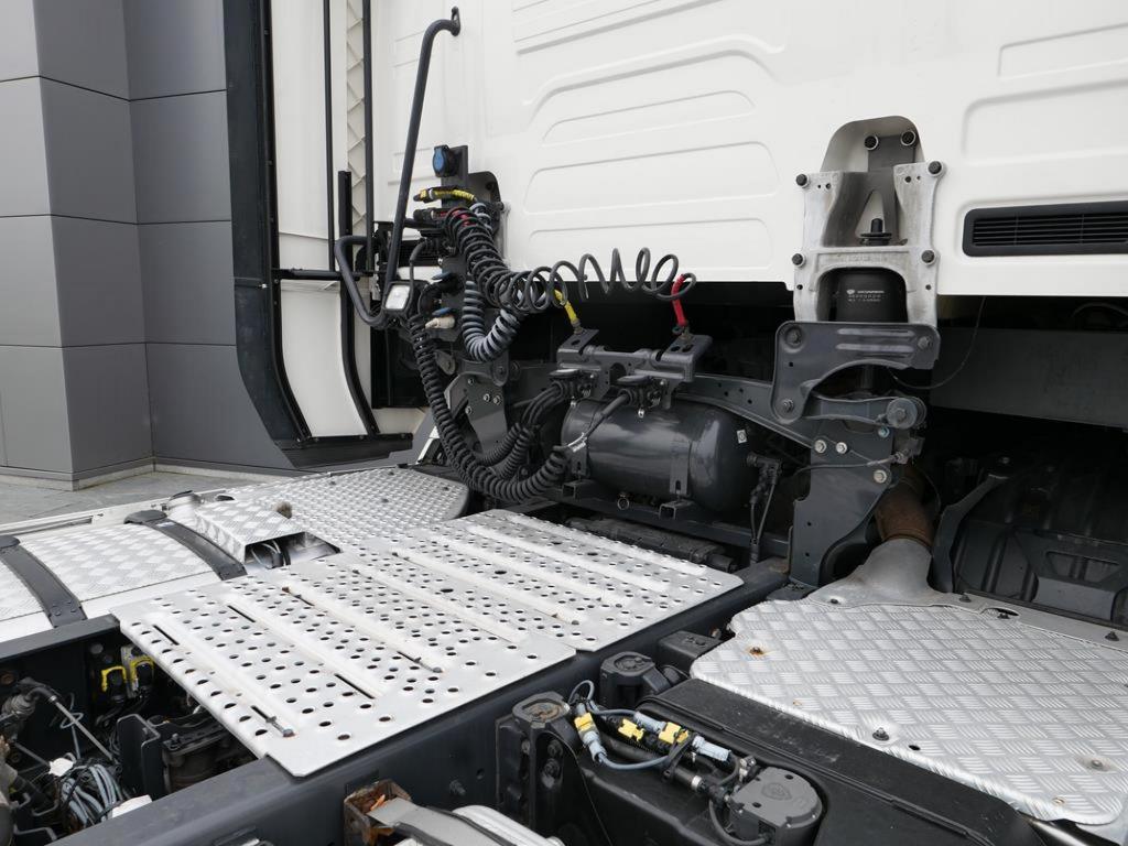 NR Trucks