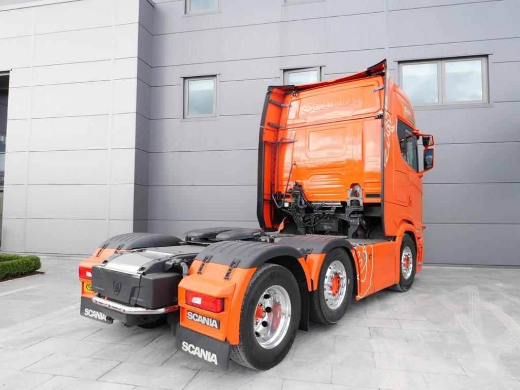 NR Trucks
