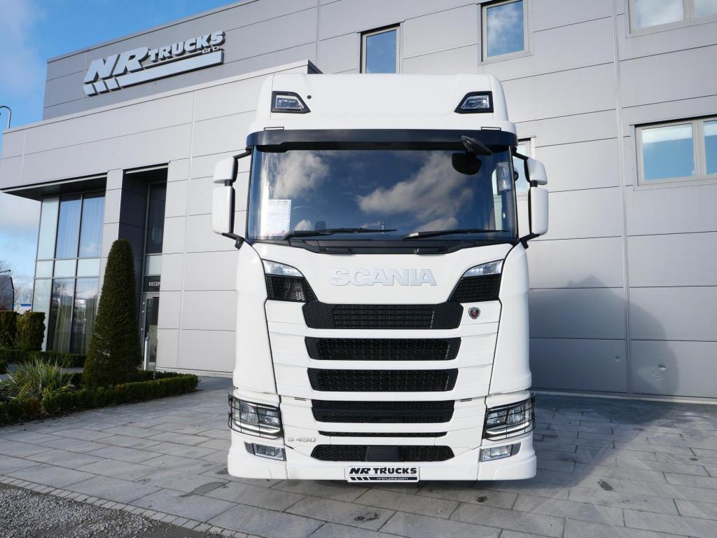 NR Trucks