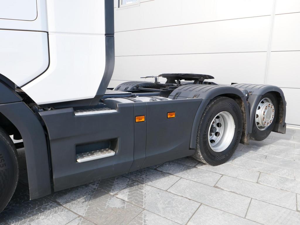 NR Trucks
