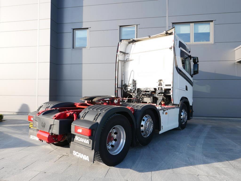 NR Trucks