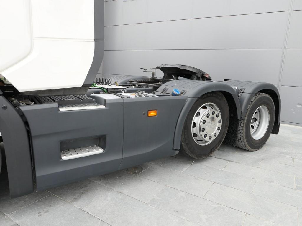 NR Trucks