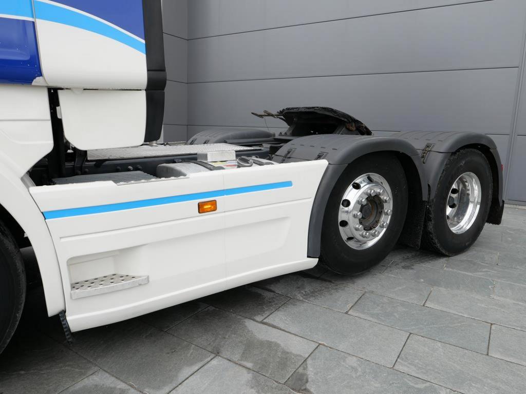 NR Trucks