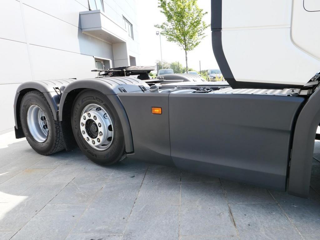 NR Trucks