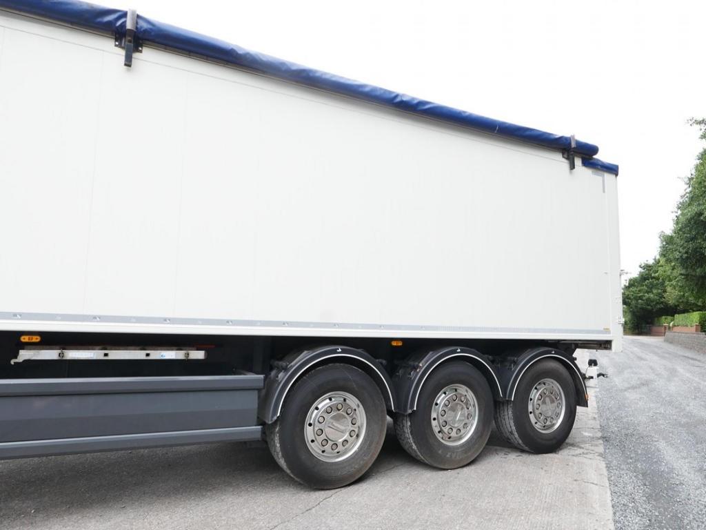 NR Trucks