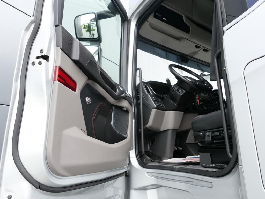 NR Trucks