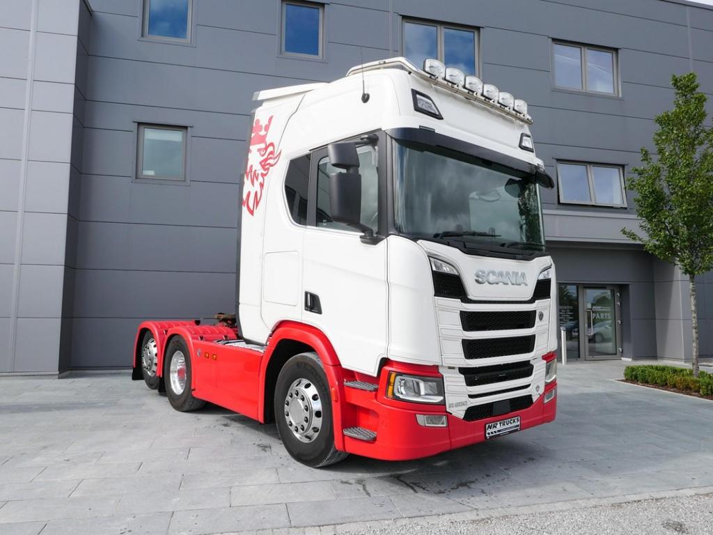 NR Trucks