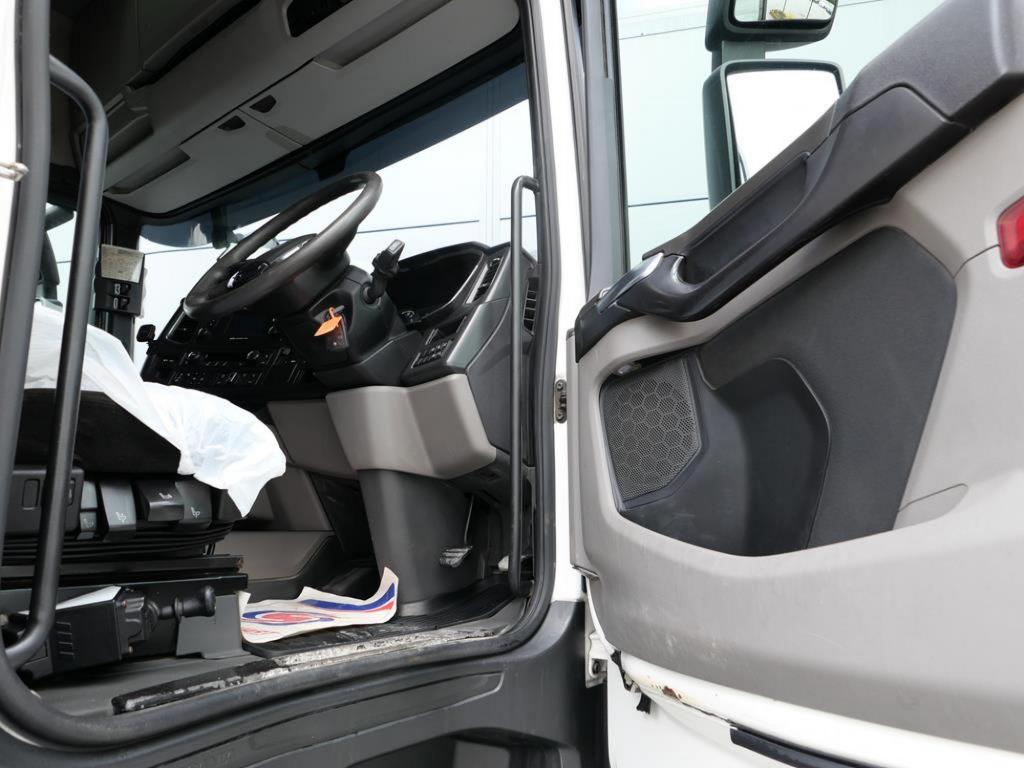 NR Trucks