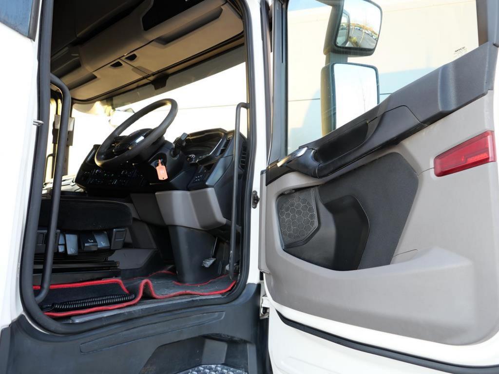 NR Trucks