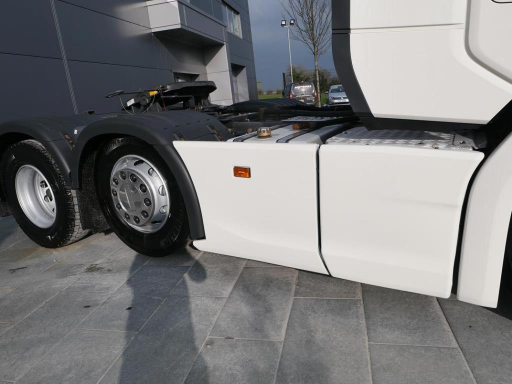 NR Trucks