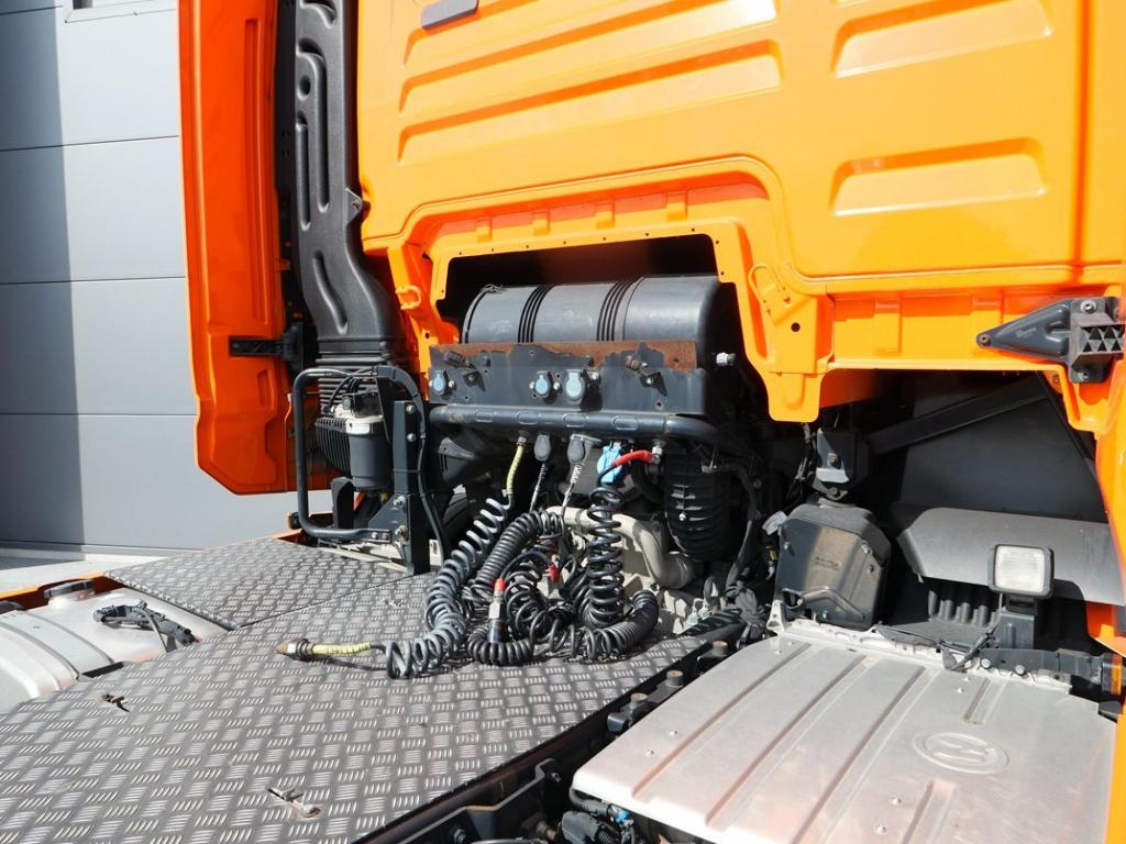 NR Trucks