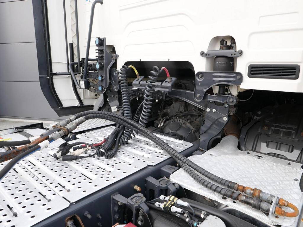 NR Trucks