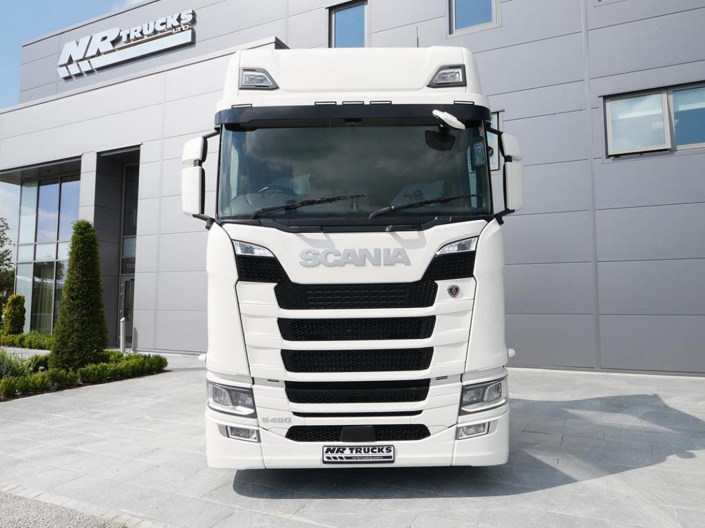 NR Trucks