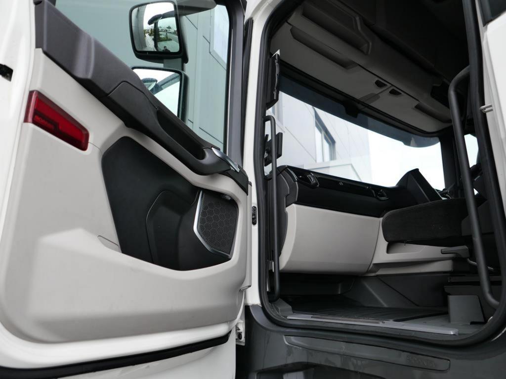 NR Trucks