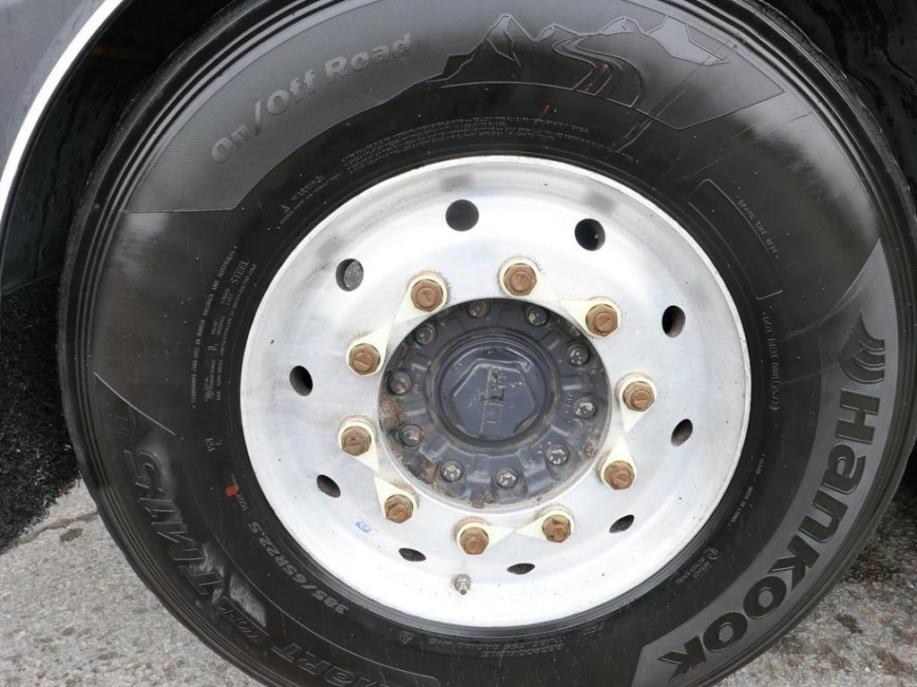 NR Trucks