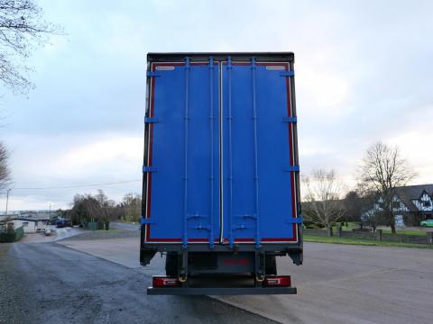 NR Trucks