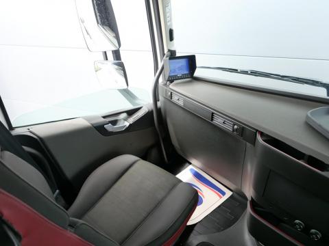 NR Trucks