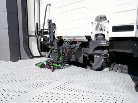 NR Trucks