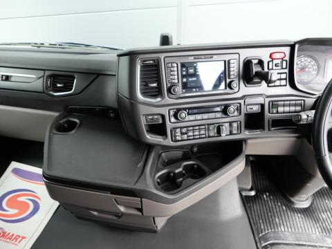 NR Trucks