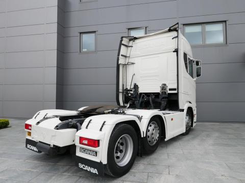 NR Trucks