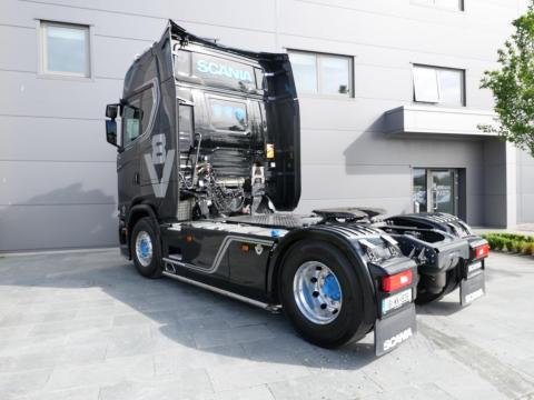 NR Trucks