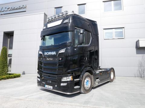 NR Trucks