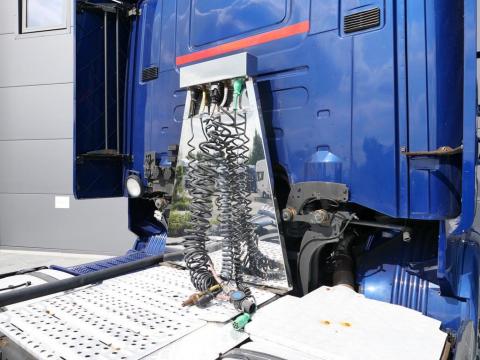 NR Trucks