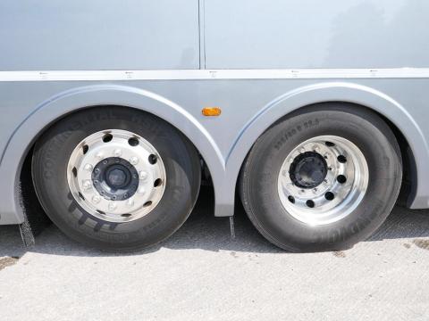 NR Trucks