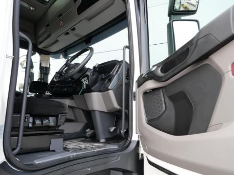NR Trucks