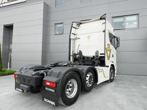 NR Trucks