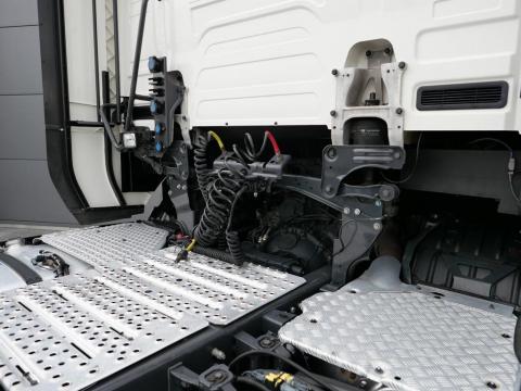 NR Trucks