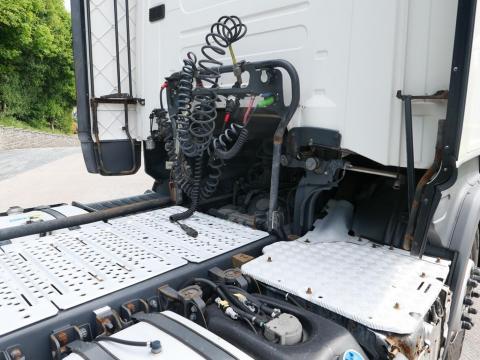 NR Trucks