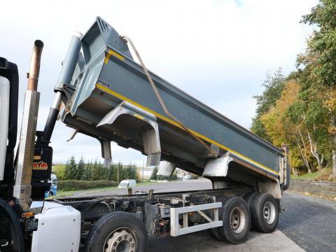 NR Trucks