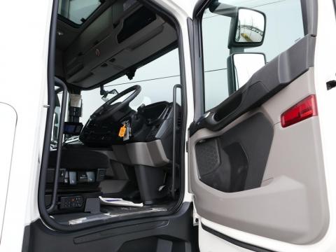 NR Trucks