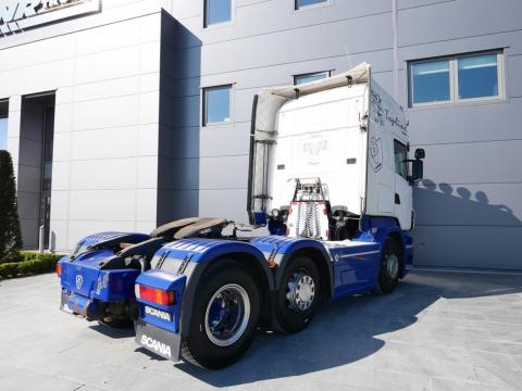 NR Trucks