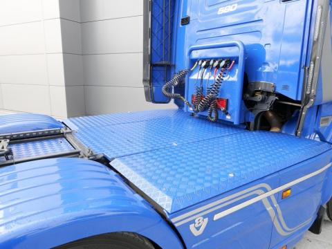 NR Trucks