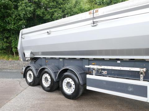 NR Trucks