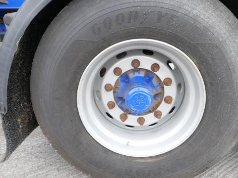 NR Trucks