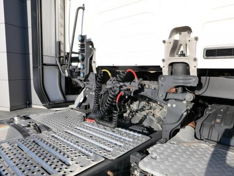 NR Trucks