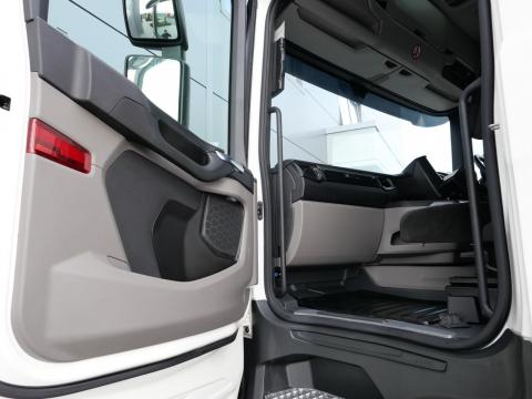 NR Trucks