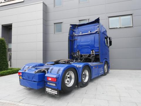 NR Trucks