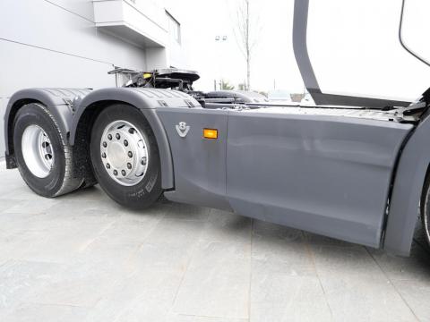 NR Trucks