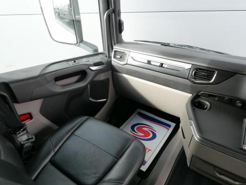 NR Trucks
