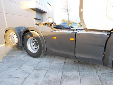 NR Trucks